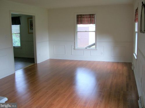 2502 Burgundy Dr, Fallston MD  21047-2112 exterior