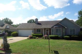 38 Thoroughbred Ln, Euharlee, GA 30120-4119