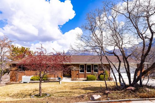 2494 Charros Rd, Sandy, UT 84092-4816