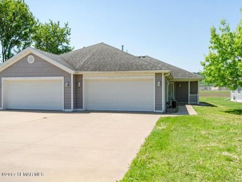 1306 River Dr, Dumfries, MN 55981-1738