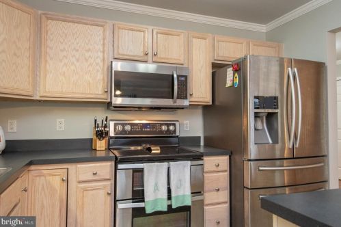 600 Fox Ridge Ln, Lebanon PA 17042-7692 exterior