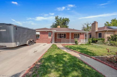2072 Jamaica St, Denver, CO 80010-1249