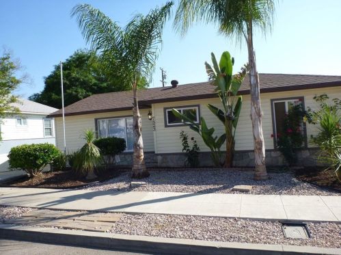 7823 Barton Dr, Lemon Grove, CA 91945-4107