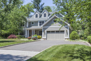 72 Knoll Dr, Princeton, NJ 08540-5631
