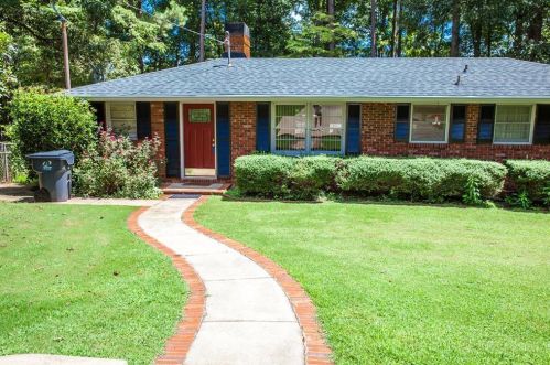 1218 Wells Creek Dr, Lincolnton, GA 30817-2444