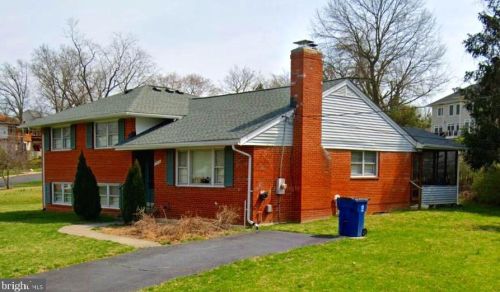 6515 Dryden Dr, Mc Lean, VA 22101-4627