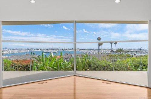 875 Rosecrans St, San Diego, CA 92106-3014