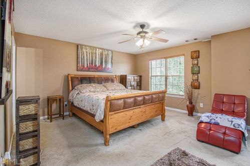 5838 Waggoner Ct, Rex GA 30273-5201 exterior