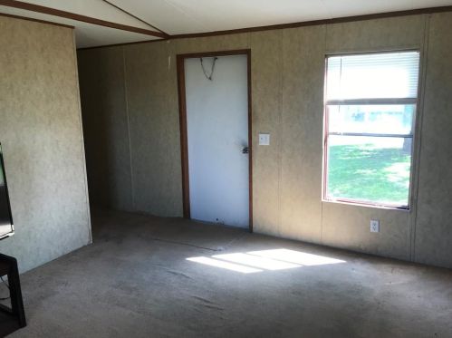 346 Lisa Mae Rd, Bellvue TX  77418-5785 exterior