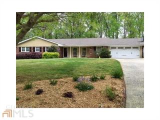 2656 Sheila Ln, Marietta, GA 30062-4939