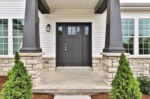 677 Summit Rd, Fenton, MO 63026-3970