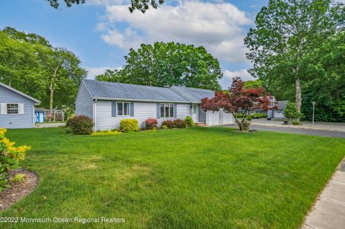 701 Drexel Rd, Lacey Township, NJ 08734-1515
