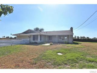 940 Archie Valley Ct, Calimesa, CA 92320-1010