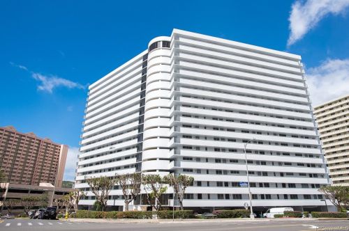 1128 Ala Napunani St, Honolulu HI  96818-1621 exterior