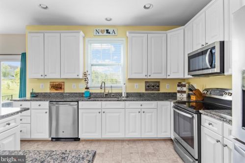 1302 Sewards Ct, Aberdeen MD  21001-3955 exterior