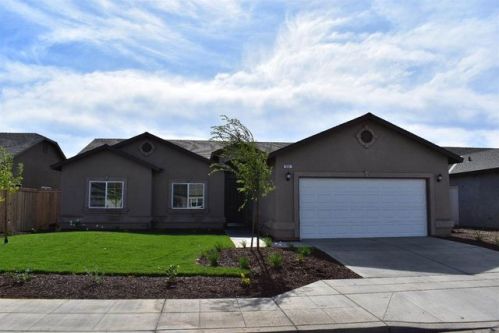 1675 Munras Ave, Madera, CA 93637-1409