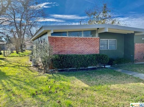 3403 Allendale St, Victoria, TX 77901-1775