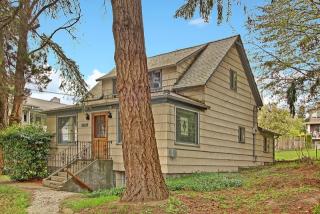 10314 189th St, Bothell WA  98011-3838 exterior
