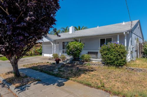 164 Newton St, Hayward, CA 94544-2926