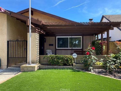 6562 Biak St, Cypress, CA 90630-5701