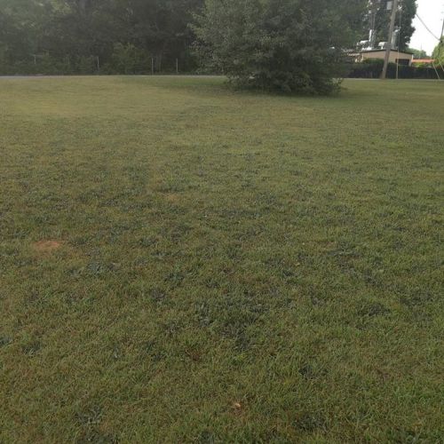 15 Salem Meadow Dr, Porterdale, GA 30016-4192