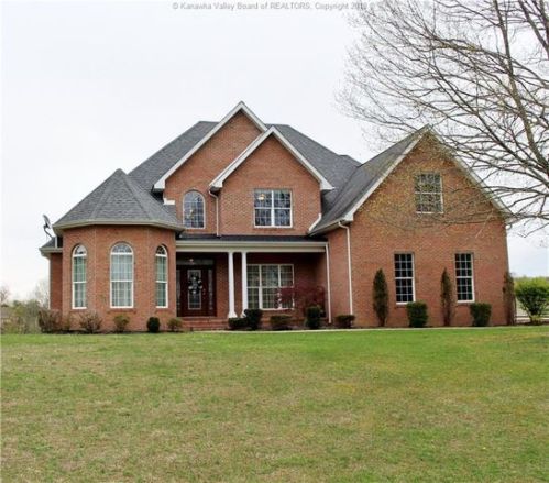 48 Meadowlark Ln, Ona, WV 25545-9694