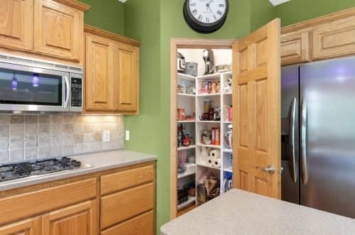 2232 Estates Dr, Saint Paul MN  55122-4038 exterior