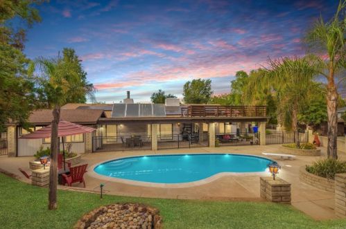 1067 Etcheverry St, Ramona, CA 92065-3117