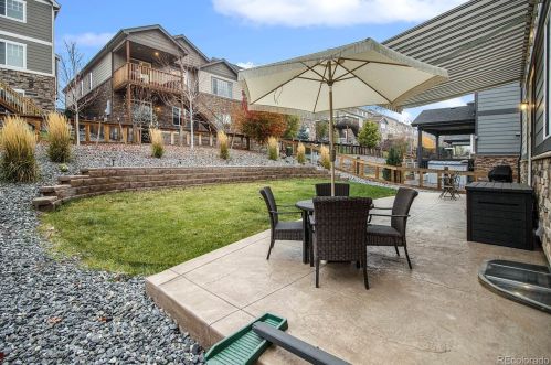 7351 Old Hammer Way, Aurora CO  80016-6115 exterior