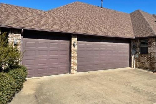 4060 Monroe Dr, Midlothian, TX 76065-3784