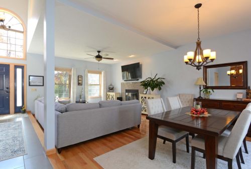 12118 Gantry Ln, Saint Paul MN  55124-6204 exterior