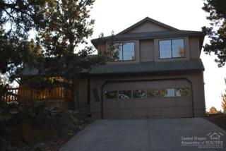 2983 Rock Chuck Dr, Bend OR  97701-6526 exterior