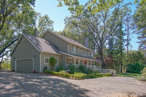 25957 Table Meadow Rd, Auburn, CA 95602-8958
