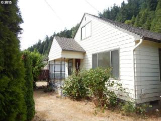 46811 Sunset Ave, Westfir, OR 97492-9703