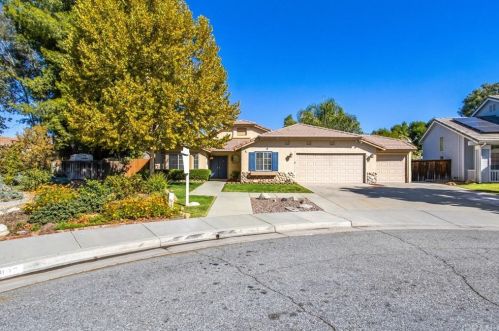 1915 Alsace Ct, San Jacinto, CA 92583-5827