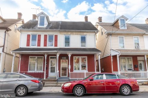 126 Lehman St, Lebanon PA  17046-3877 exterior