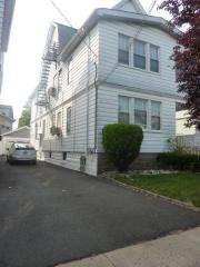 79 13th St, Bloomfield, NJ 07003-5803