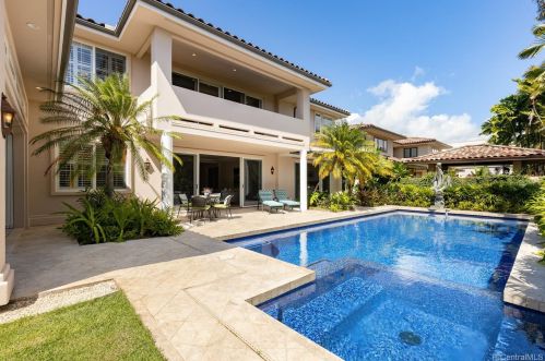 4753 Farmers Rd, Honolulu HI  96816-5443 exterior