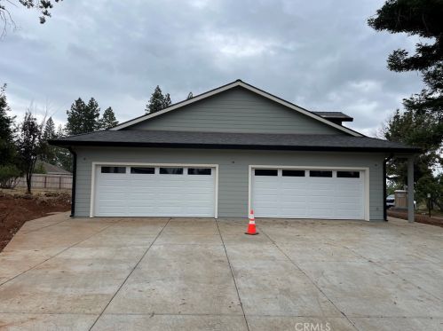2199 De Mille Rd, Paradise, CA 95969-6608