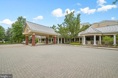 2304 Windrow Dr, Princeton NJ 08540-5020 exterior