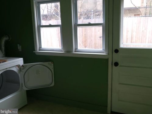 1940 23 St, Philadelphia PA 19145-2601 exterior