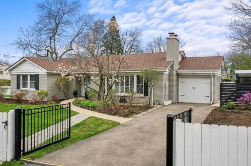 385 Sumac Rd, Highland Park, IL 60035-4443