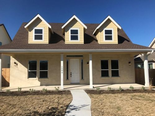 1104 Railroad St, Georgetown, TX 78626-5429