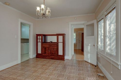 811 Maple St, Glendale CA  91205-1826 exterior