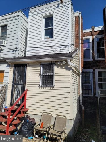 5528 American St, Philadelphia PA  19120-2827 exterior