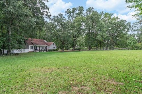 106 Carson Rd, Brooks, GA 30205-2308