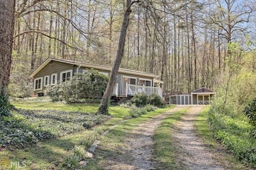 301 Woodall Rd, Tiger, GA 30576-2013
