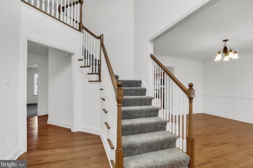 2254 Friesian Rd, York, PA 17406-7923
