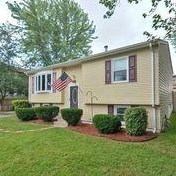 79 Reynolds Ave, Warwick, RI 02889-8733