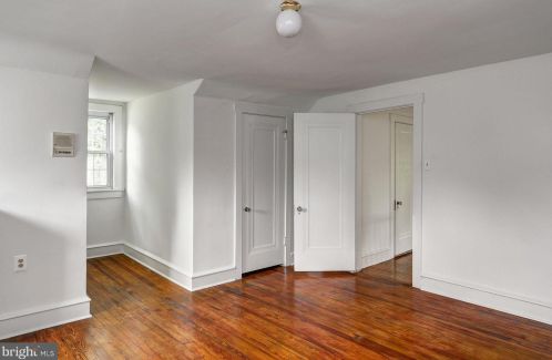 104 Treaty Elm Ln, Tavistock NJ 08033-3413 exterior